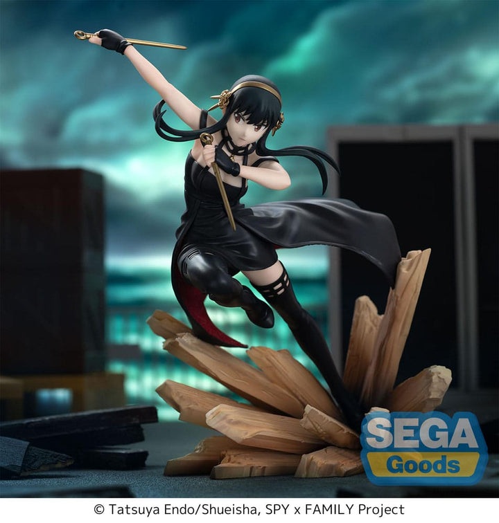 Sega Goods Spy x Family Yor Forger Thorn Princess Luminasta 19 cm