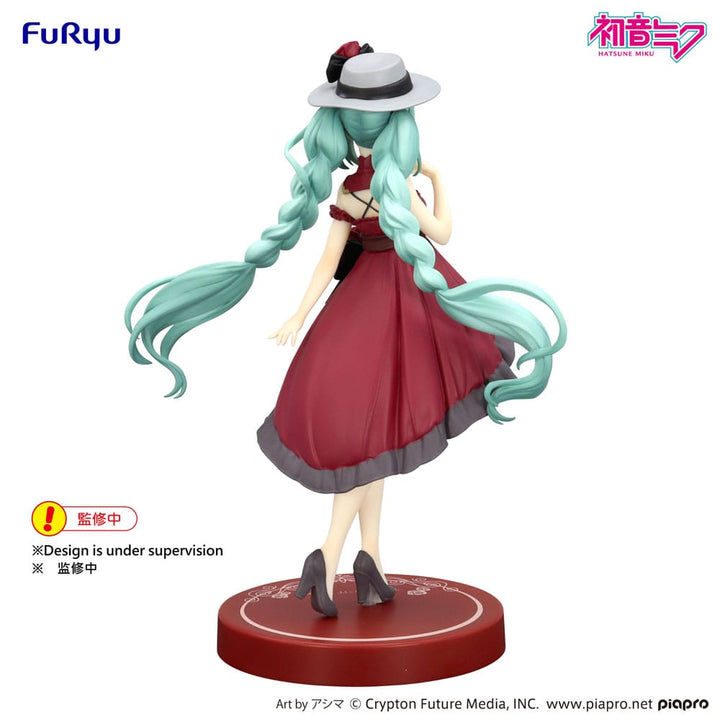 Hatsune Miku Figur Outing Dress Red Color 
