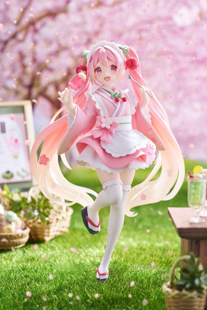 Taito Hatsune Miku PVC Statue Sakura Miku Japanese Cafe 18 cm