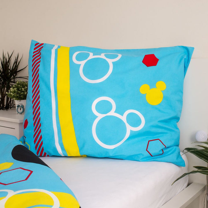 Mickey Mouse Kinderbettwäsche mit Leuchteffekt 140x200 cm + 70x90 cm, 100% Baumwolle von diliras.com | Dein Shop für Bettwäsche Kinder